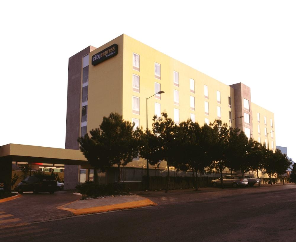 City Express By Marriott Saltillo Norte Zewnętrze zdjęcie