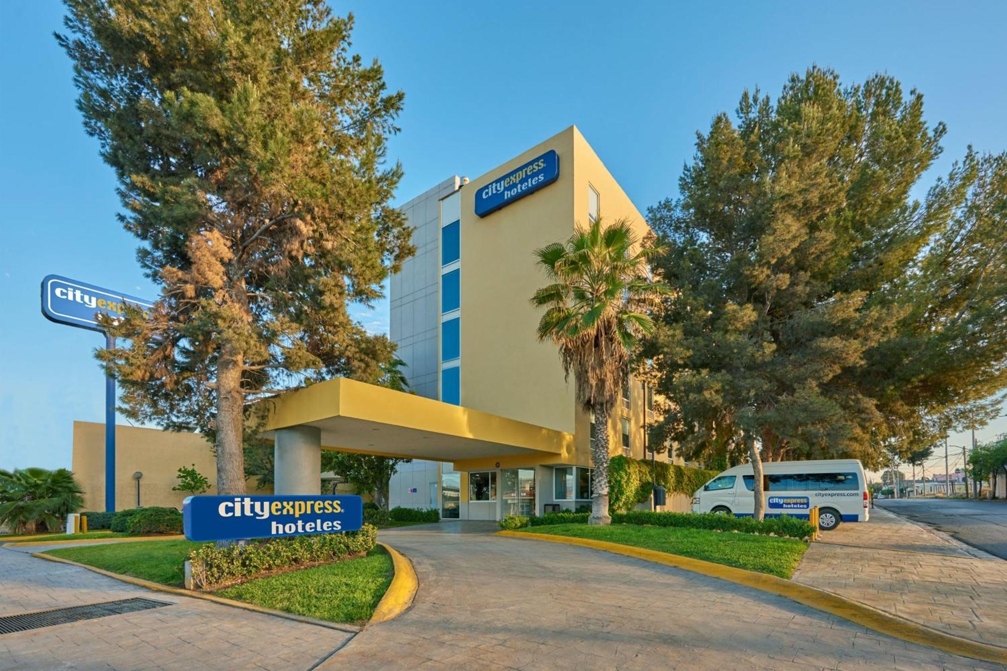City Express By Marriott Saltillo Norte Zewnętrze zdjęcie
