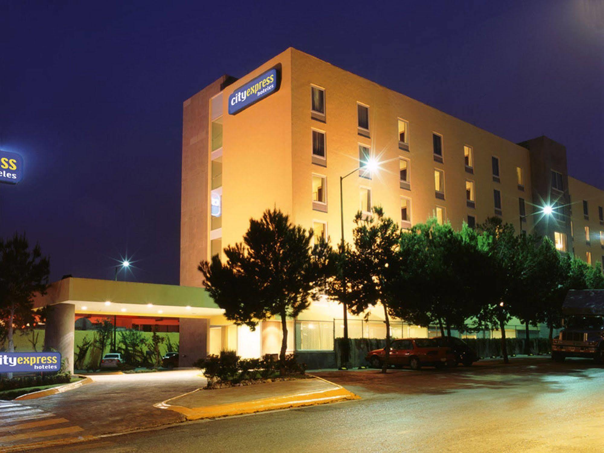 City Express By Marriott Saltillo Norte Zewnętrze zdjęcie